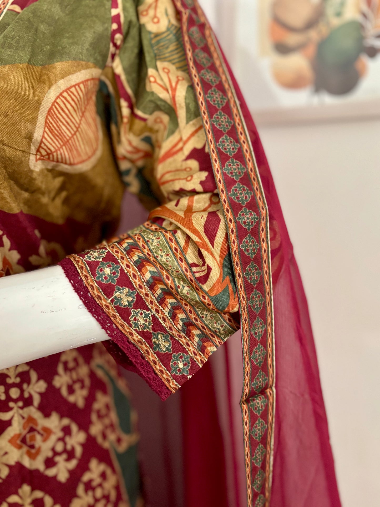 Zehra – Multishade Pure Silk Digital Print Kurta Set