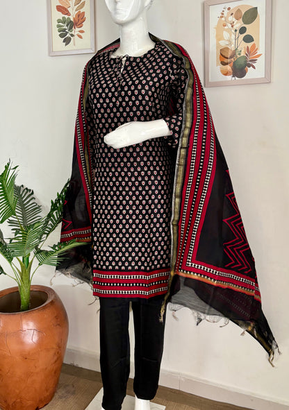 Black Elegance – Pure Maheshwari Silk Kurta Set with Bagh Print