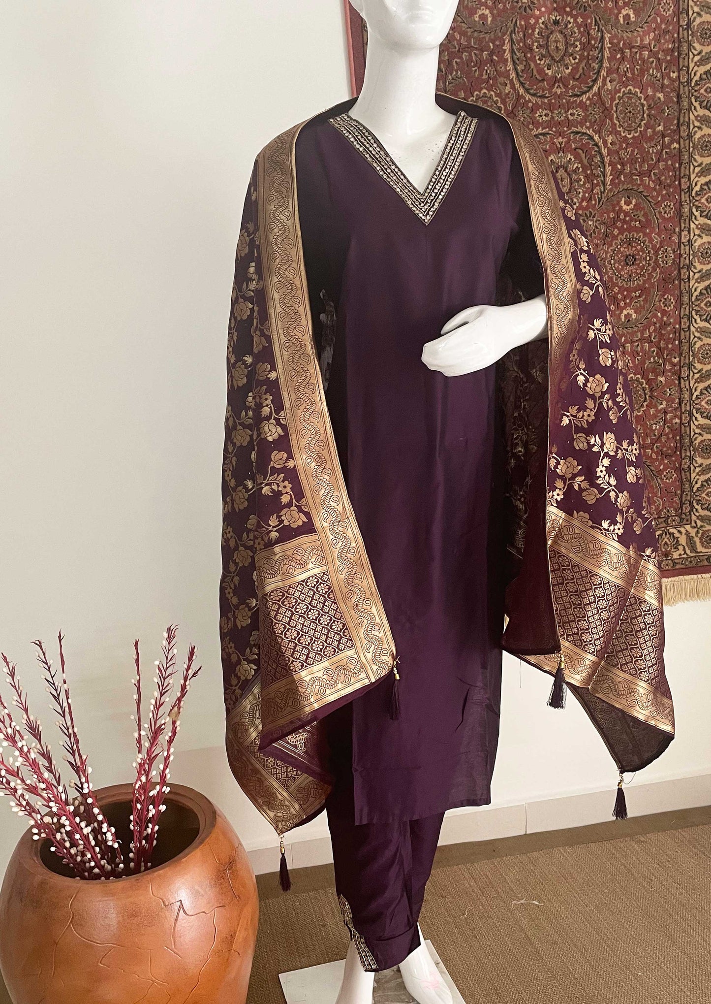 Dazzle in Twilight The Violet Kurta Set